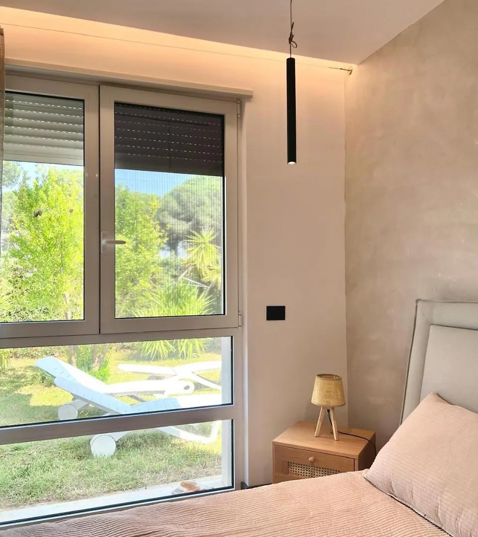 Tatil Evi San Pietro Resort -Luxury Garden Apartment Gjiri I Lalezit Plazhi San Pietro