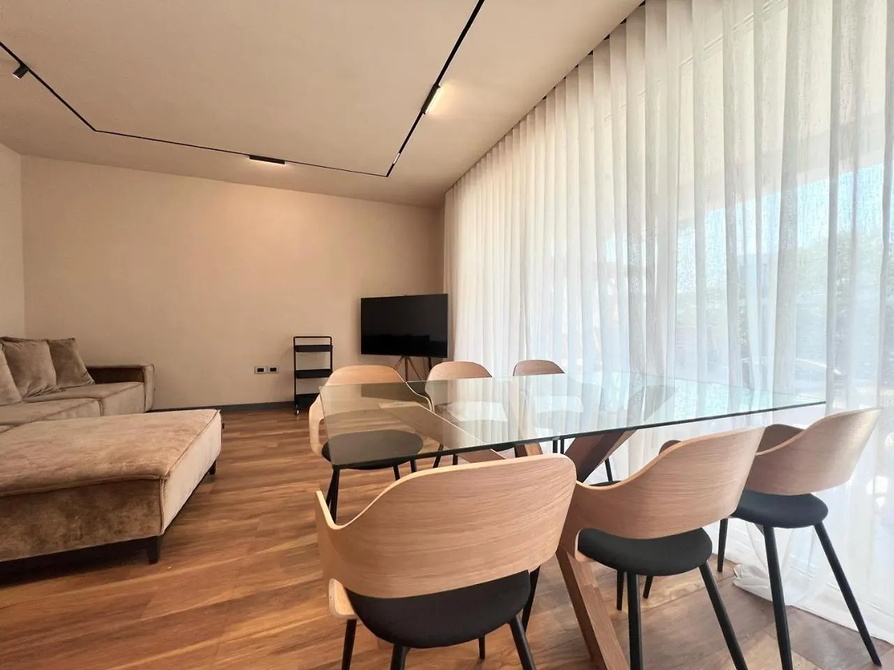 San Pietro Resort -Luxury Garden Apartment Gjiri I Lalezit Plazhi San Pietro Tatil Evi